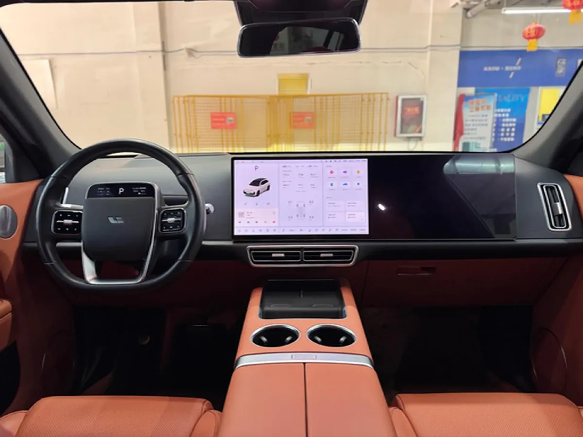 2023 Li L7 Range Extended 154HP REEV 40.9KWH,autocango,china used car exporter,china ev exporter,chinese used car exporter,chinese used ev exporter