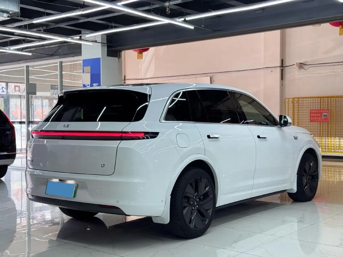 2023 Li L7 Range Extended 154HP REEV 40.9KWH,autocango,china used car exporter,china ev exporter,chinese used car exporter,chinese used ev exporter