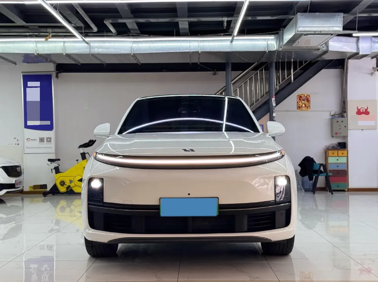 2023 Li L7 Range Extended 154HP REEV 40.9KWH,autocango,china used car exporter,china ev exporter,chinese used car exporter,chinese used ev exporter