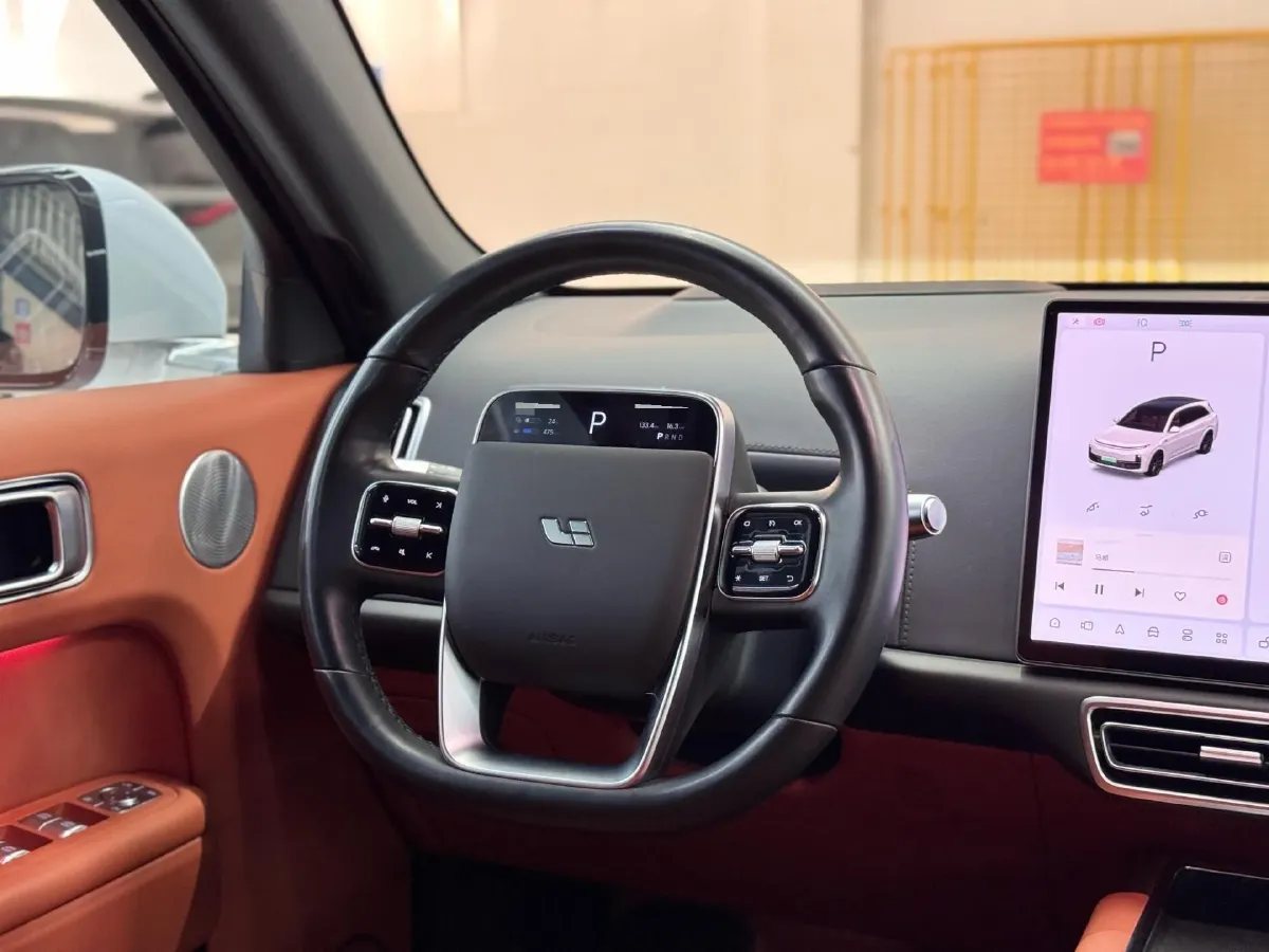 2023 Li L7 Range Extended 154HP REEV 40.9KWH,autocango,china used car exporter,china ev exporter,chinese used car exporter,chinese used ev exporter