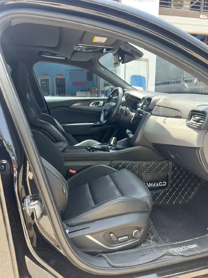 2022 LYNK&CO 03 2.0T 190HP L4 7DCT,autocango,china used car exporter,china ev exporter,chinese used car exporter,chinese used ev exporter