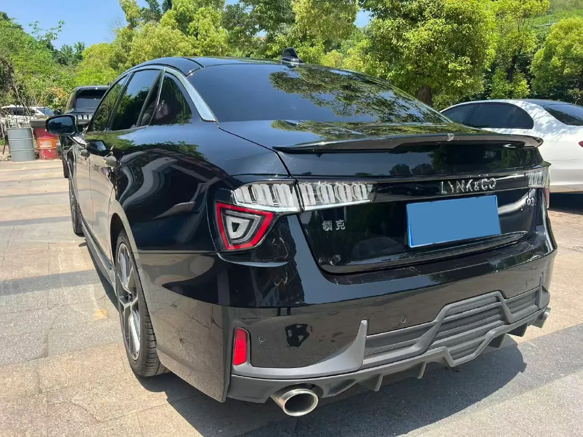 2022 LYNK&CO 03 2.0T 190HP L4 7DCT,autocango,china used car exporter,china ev exporter,chinese used car exporter,chinese used ev exporter