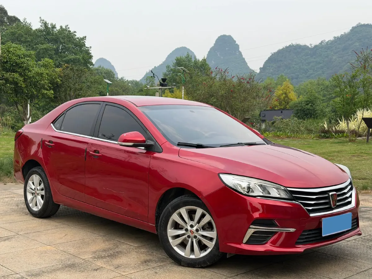 2018 Roewe 360 1.5L 116HP L4 5MT,autocango,china used car exporter,china ev exporter,chinese used car exporter,chinese used ev exporter