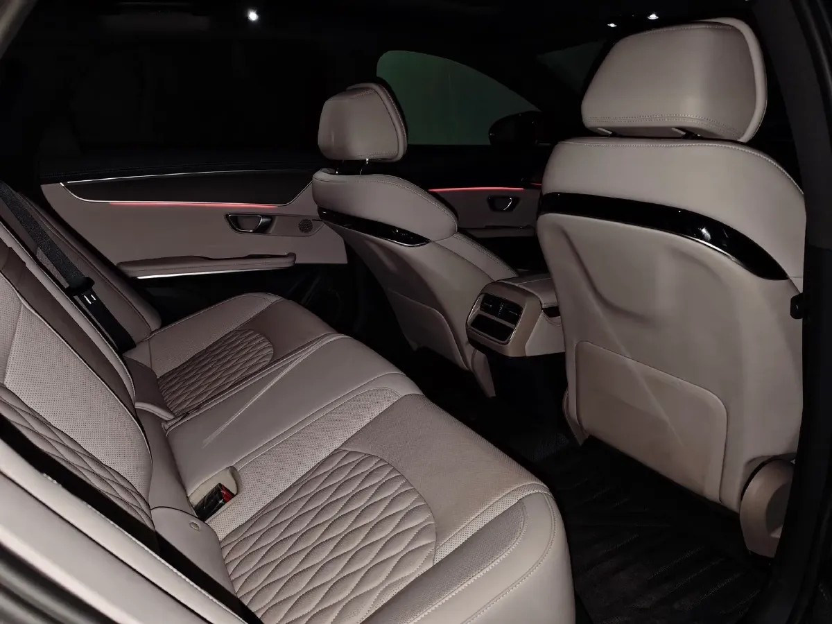 2025 BYD Han 1.5T 156HP L4 E-CVT PHEV,autocango,china used car exporter,china ev exporter,chinese used car exporter,chinese used ev exporter