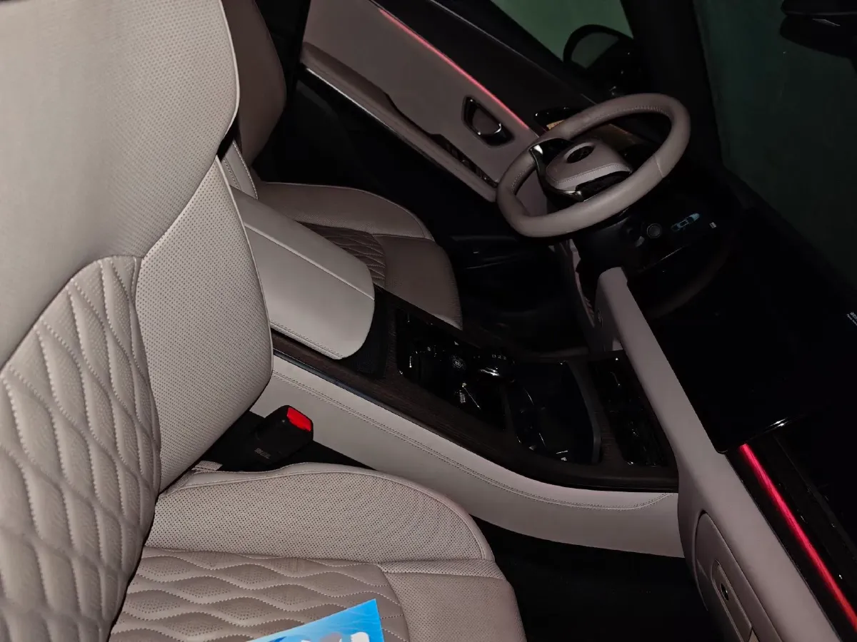 2025 BYD Han 1.5T 156HP L4 E-CVT PHEV,autocango,china used car exporter,china ev exporter,chinese used car exporter,chinese used ev exporter