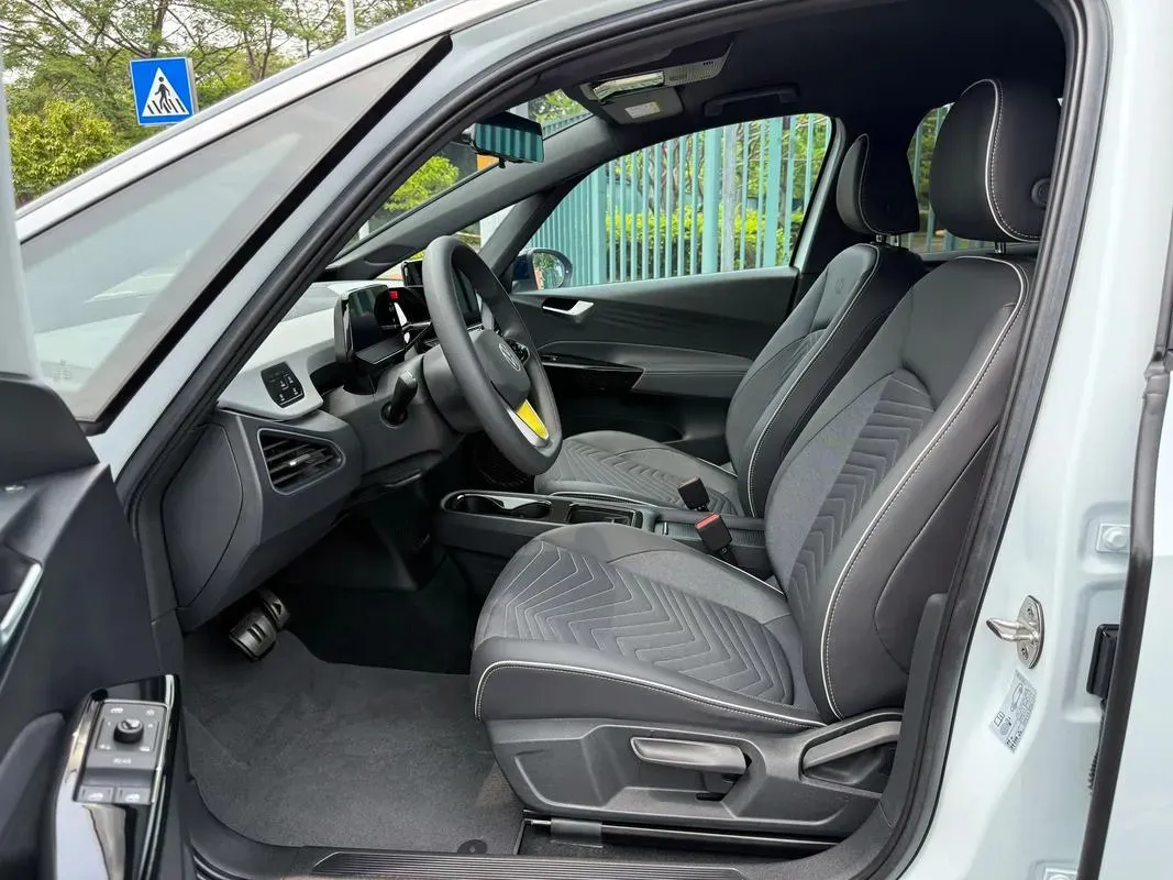2023 Volkswagen ID.3 BEV 52.8KWH,autocango,china used car exporter,china ev exporter,chinese used car exporter,chinese used ev exporter