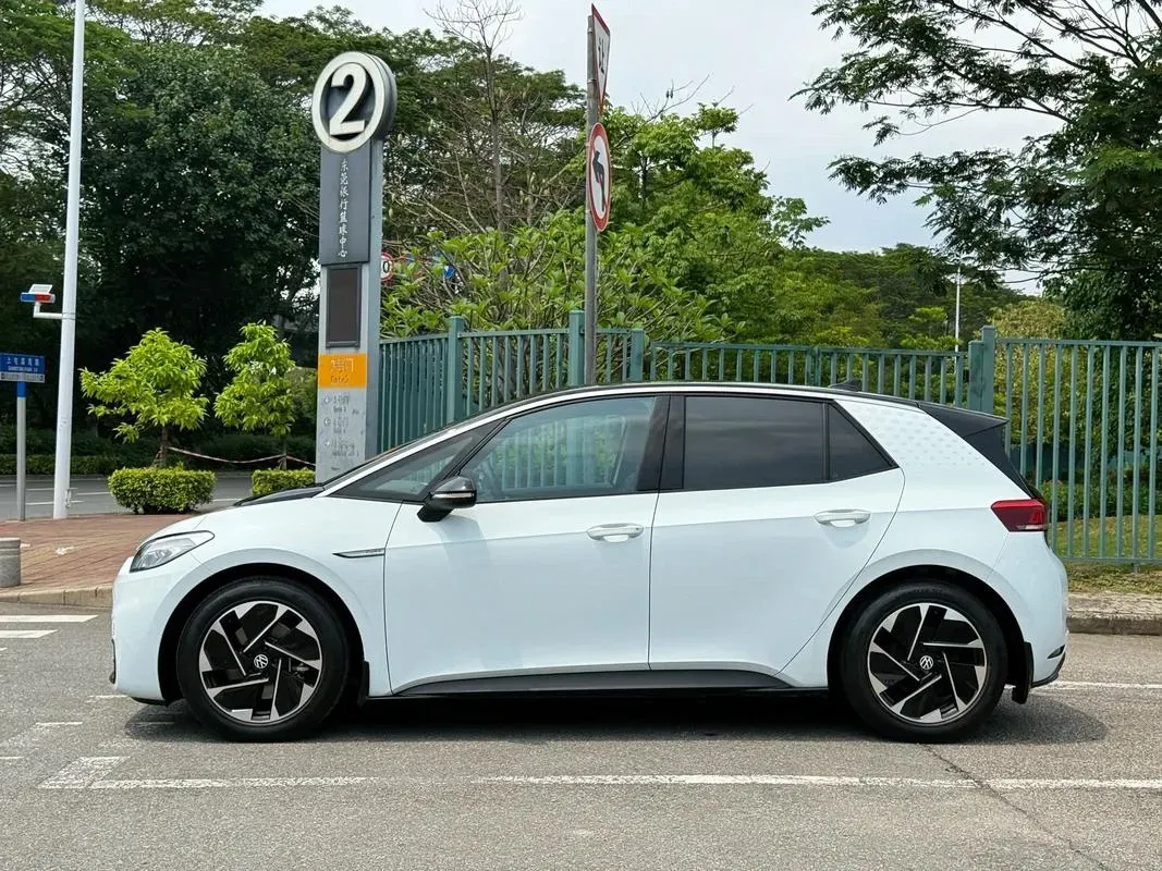 2023 Volkswagen ID.3 BEV 52.8KWH,autocango,china used car exporter,china ev exporter,chinese used car exporter,chinese used ev exporter