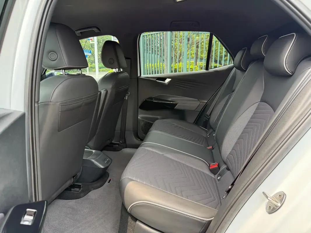 2023 Volkswagen ID.3 BEV 52.8KWH,autocango,china used car exporter,china ev exporter,chinese used car exporter,chinese used ev exporter