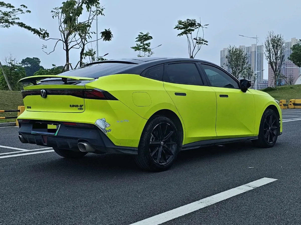 2023 ChangAn UNI-V iDD 1.5T 170HP L4 6TCT PHEV 18.4KWH,autocango,china used car exporter,china ev exporter,chinese used car exporter,chinese used ev exporter