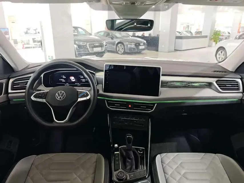 2023 Volkswagen Tayron 2.0T 220HP L4 7DCT,autocango,china used car exporter,china ev exporter,chinese used car exporter,chinese used ev exporter