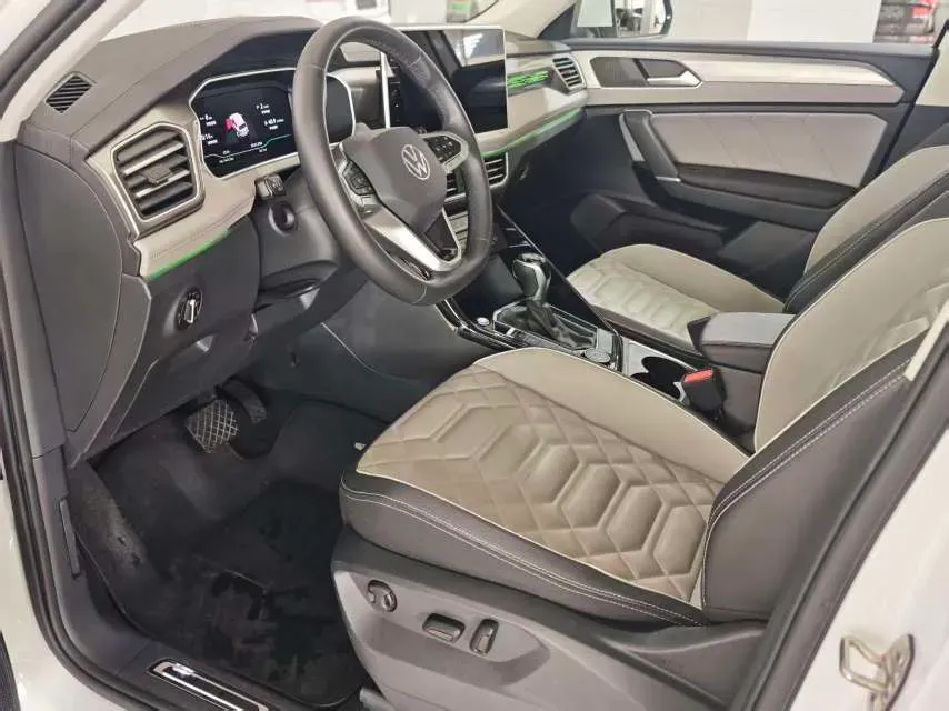 2023 Volkswagen Tayron 2.0T 220HP L4 7DCT,autocango,china used car exporter,china ev exporter,chinese used car exporter,chinese used ev exporter