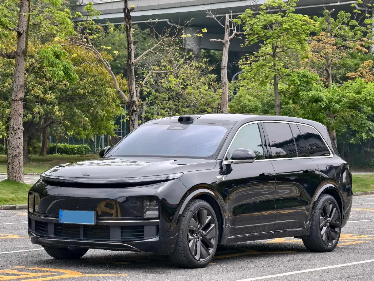 2022 Li L9 Range Extended 154HP REEV 42.6KWH,autocango,china used car exporter,china ev exporter,chinese used car exporter,chinese used ev exporter