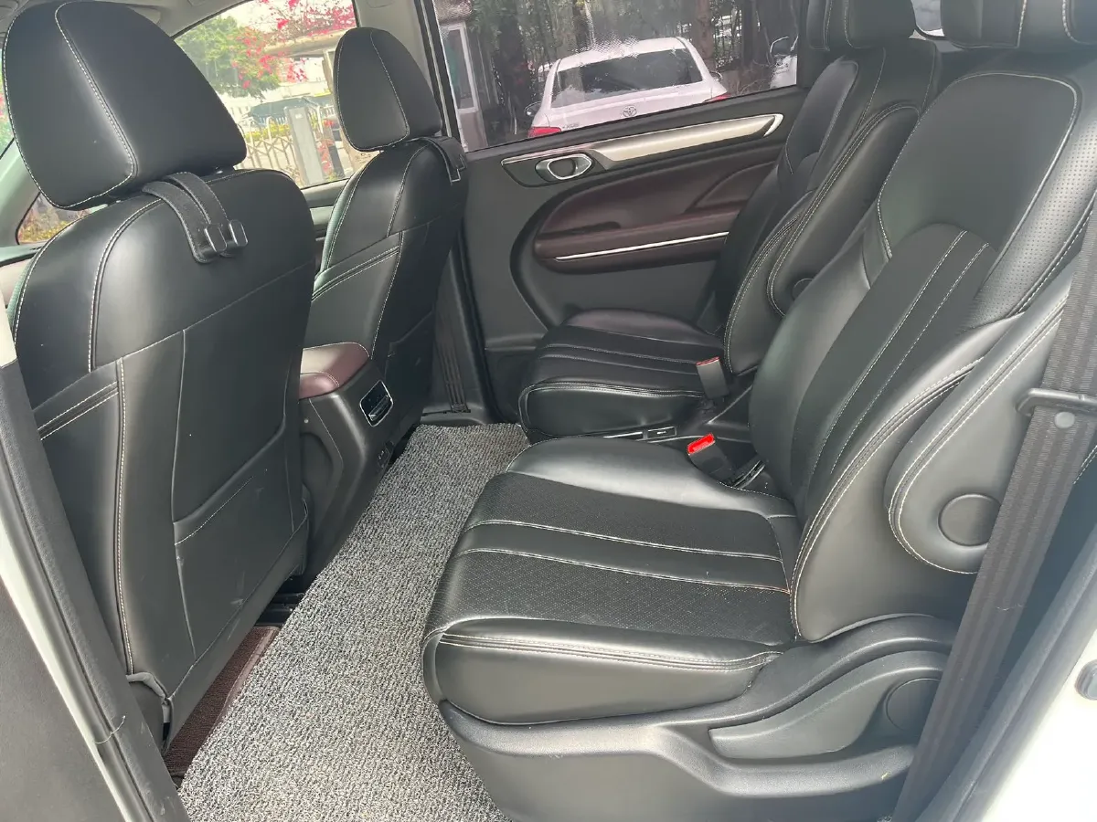 2021 GAC Trumpchi M6 1.5T 169HP L4 7DCT,autocango,china used car exporter,china ev exporter,chinese used car exporter,chinese used ev exporter