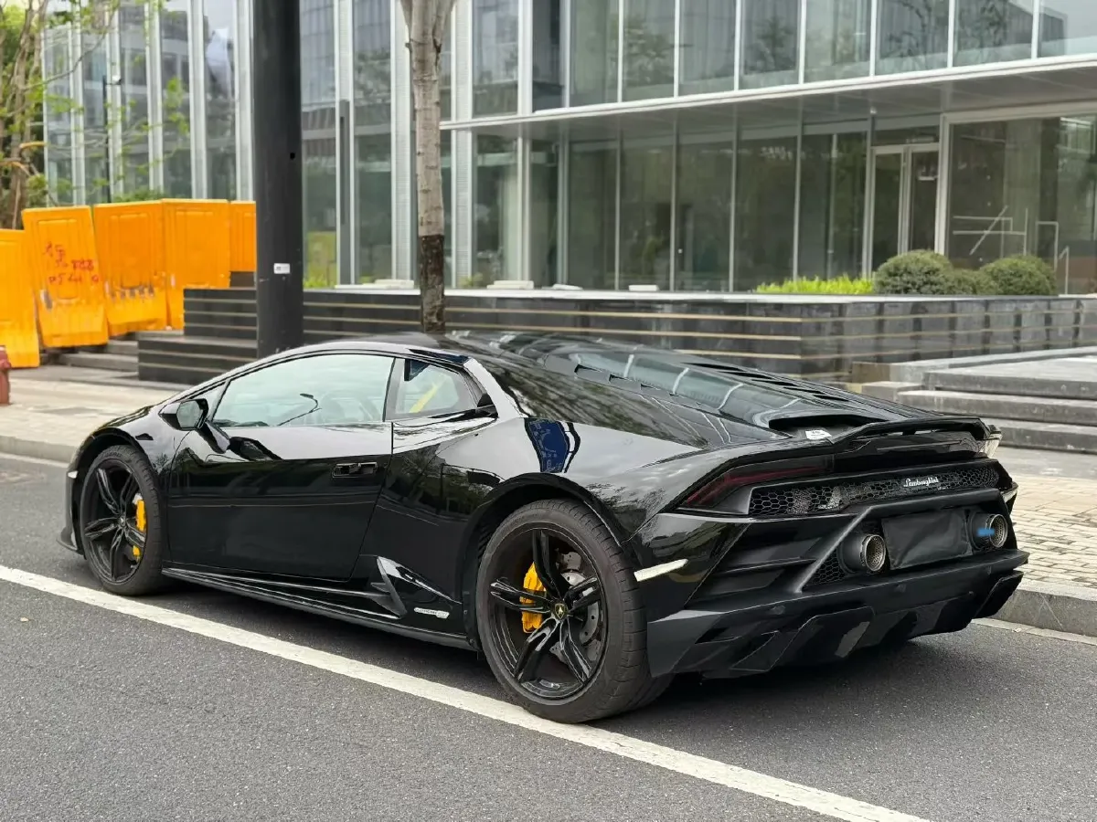 2019 Lamborghini Huracán 5.2L 640HP V10 7DCT,autocango,china used car exporter,china ev exporter,chinese used car exporter,chinese used ev exporter
