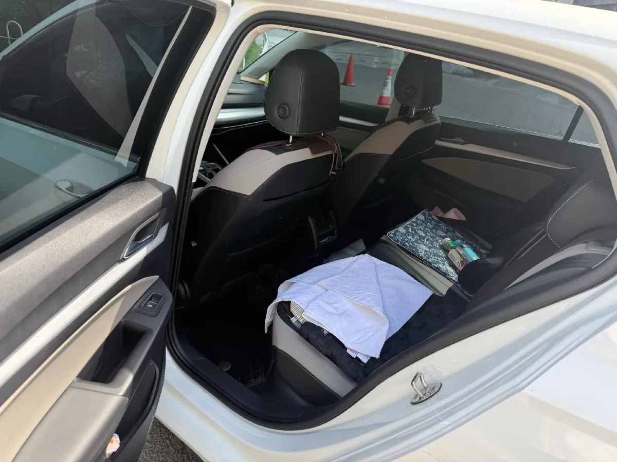 2021 Volkswagen Golf 1.4T 150HP L4 7DCT,autocango,china used car exporter,china ev exporter,chinese used car exporter,chinese used ev exporter