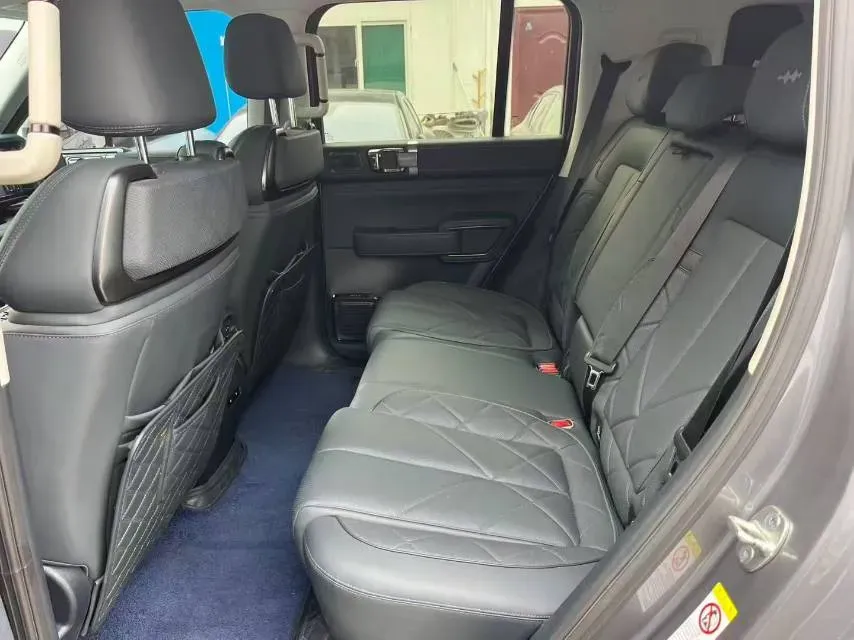 2023 FangChengBao Bao 5 1.5T 194HP L4 E-CVT PHEV 31.8KWH,autocango,china used car exporter,china ev exporter,chinese used car exporter,chinese used ev exporter