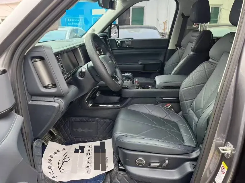 2023 FangChengBao Bao 5 1.5T 194HP L4 E-CVT PHEV 31.8KWH,autocango,china used car exporter,china ev exporter,chinese used car exporter,chinese used ev exporter