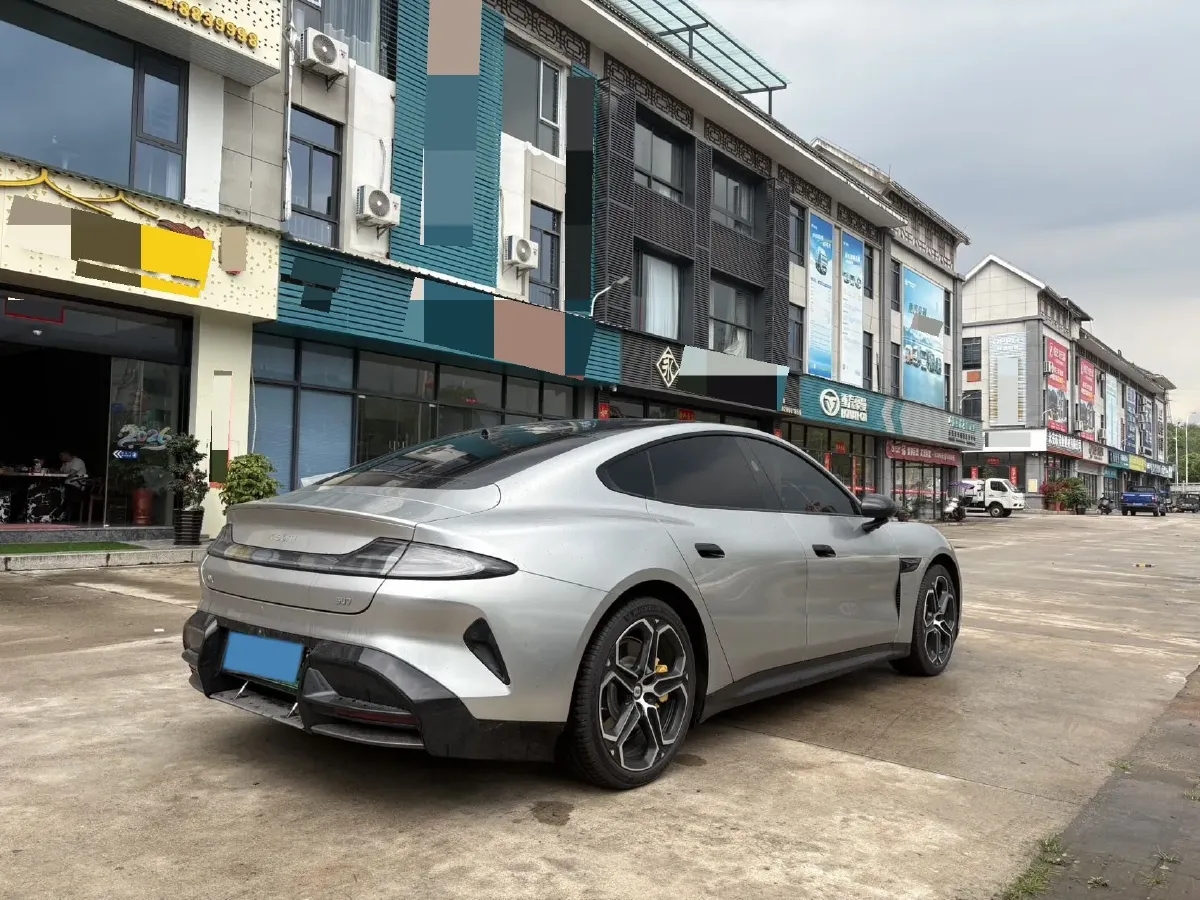 2024 MI SU7 BEV 73.6KWH,autocango,china used car exporter,china ev exporter,chinese used car exporter,chinese used ev exporter