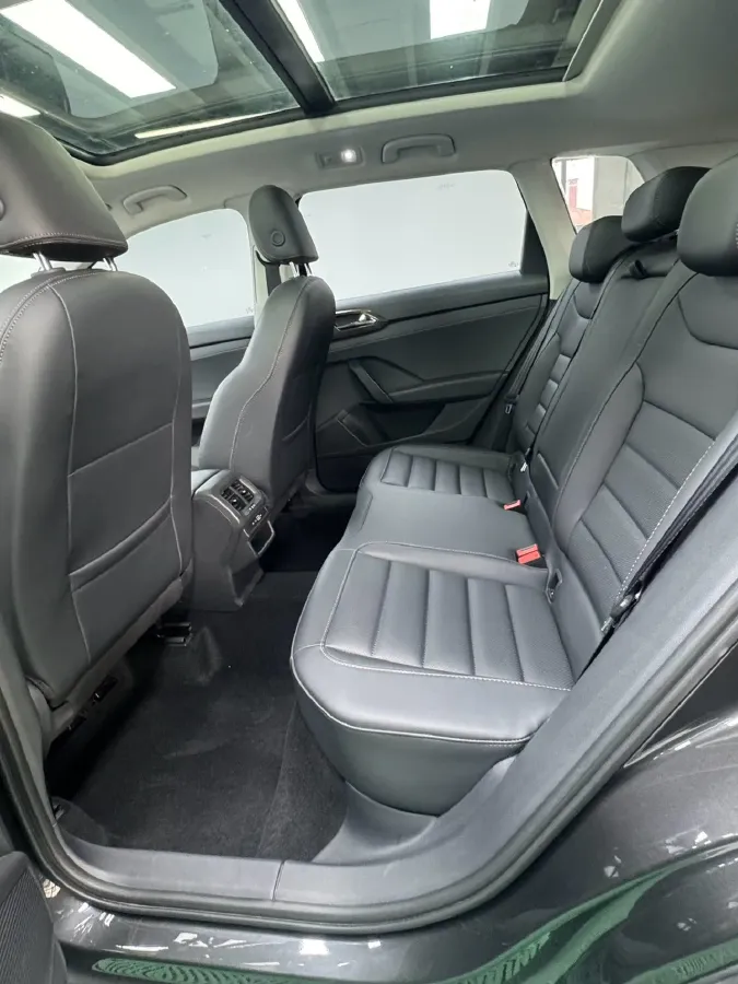 2021 Volkswagen Tharu 1.4T 150HP L4 7DCT,autocango,china used car exporter,china ev exporter,chinese used car exporter,chinese used ev exporter