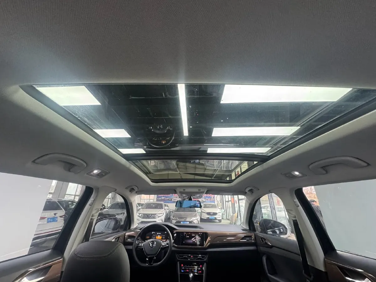 2021 Volkswagen Tharu 1.4T 150HP L4 7DCT,autocango,china used car exporter,china ev exporter,chinese used car exporter,chinese used ev exporter