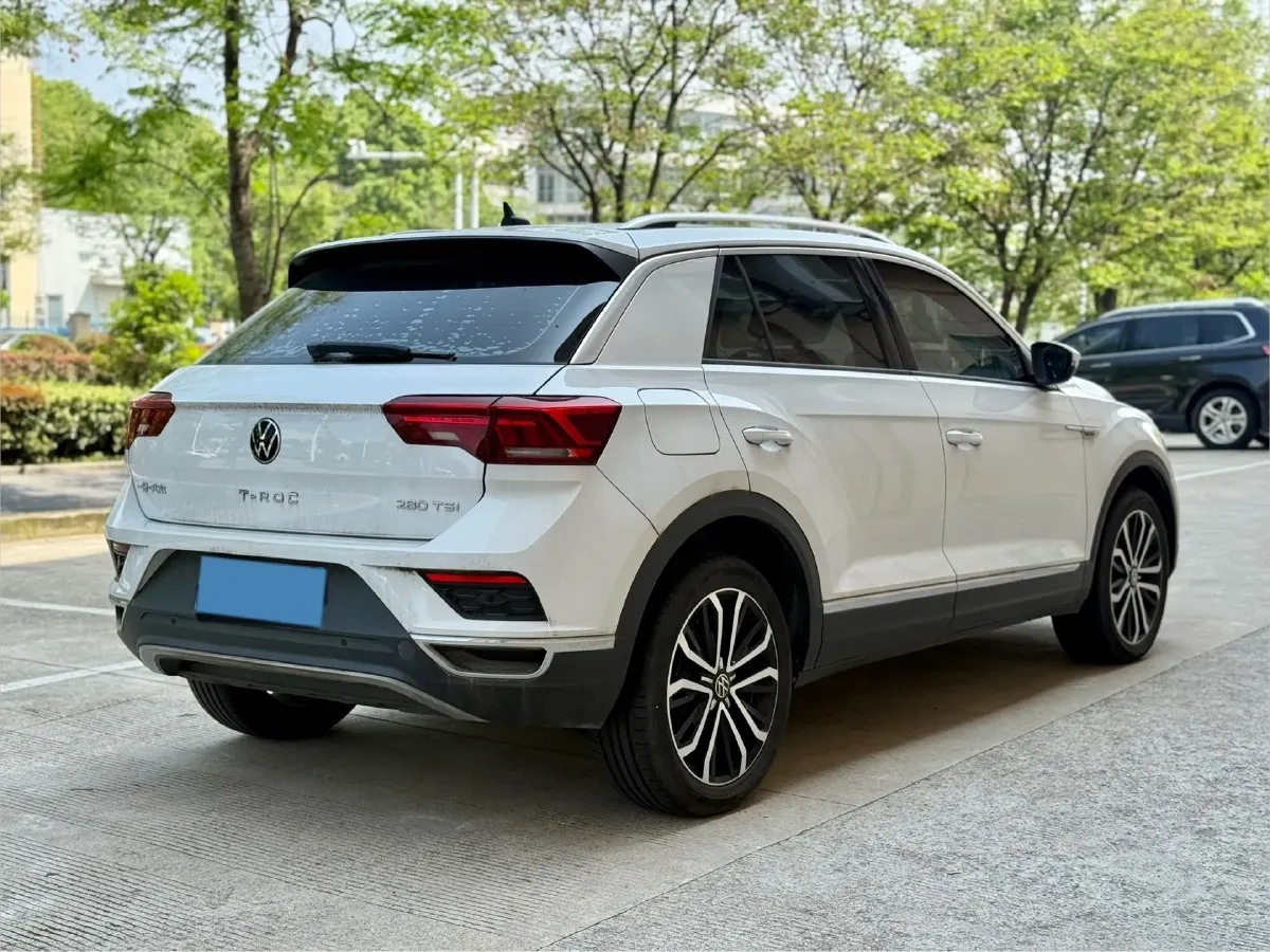 2021 Volkswagen T-Roc 1.4T 150HP L4 7DCT,autocango,china used car exporter,china ev exporter,chinese used car exporter,chinese used ev exporter