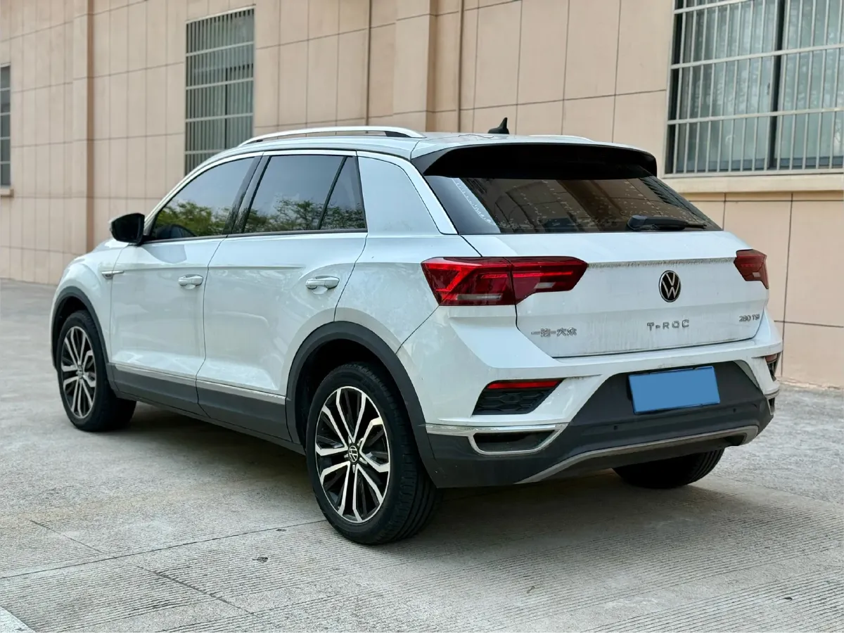 2021 Volkswagen T-Roc 1.4T 150HP L4 7DCT,autocango,china used car exporter,china ev exporter,chinese used car exporter,chinese used ev exporter