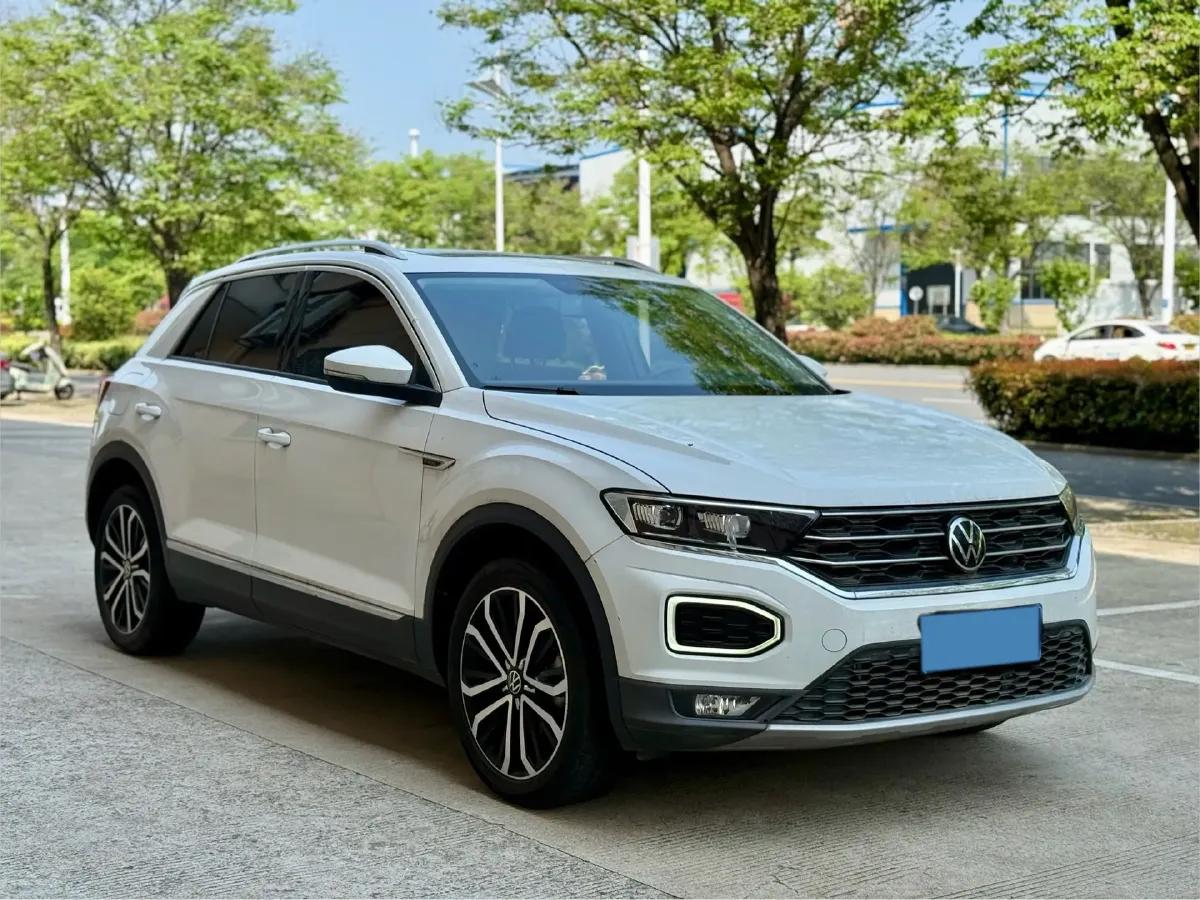 2021 Volkswagen T-Roc 1.4T 150HP L4 7DCT,autocango,china used car exporter,china ev exporter,chinese used car exporter,chinese used ev exporter