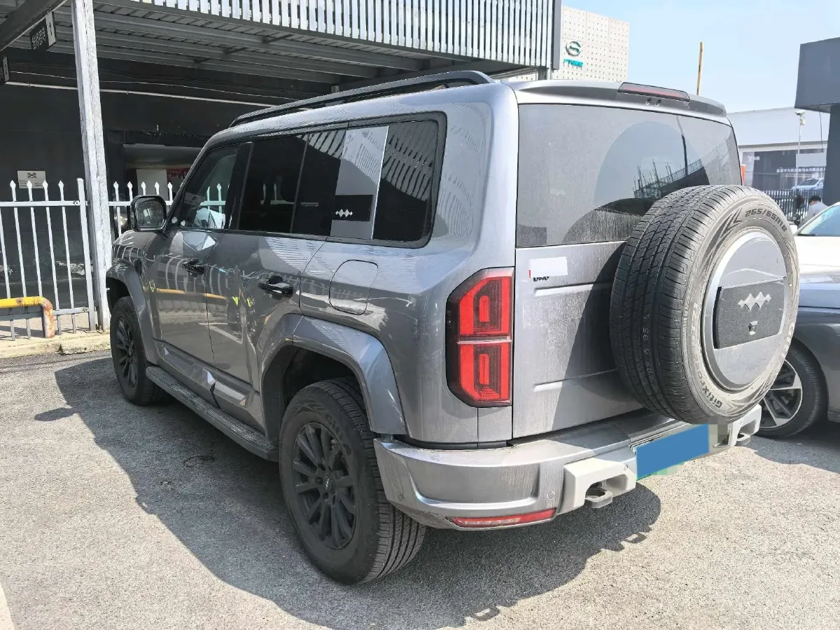 2025 FangChengBao Bao 5 1.5T 194HP L4 E-CVT PHEV 31.8KWH,autocango,china used car exporter,china ev exporter,chinese used car exporter,chinese used ev exporter