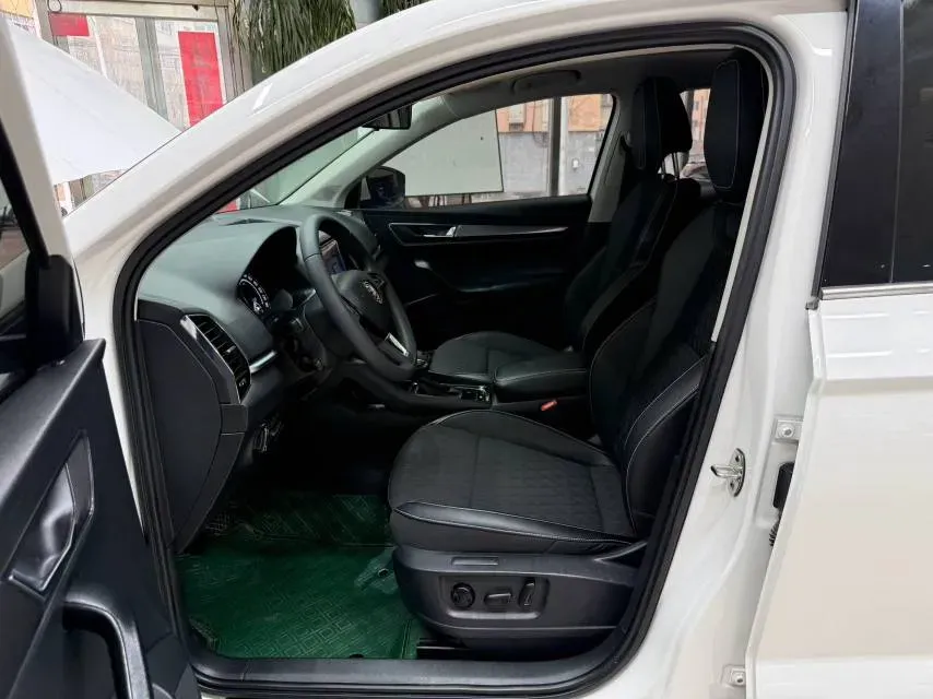 2021 Skoda Karoq 1.4T 150HP L4 7DCT,autocango,china used car exporter,china ev exporter,chinese used car exporter,chinese used ev exporter