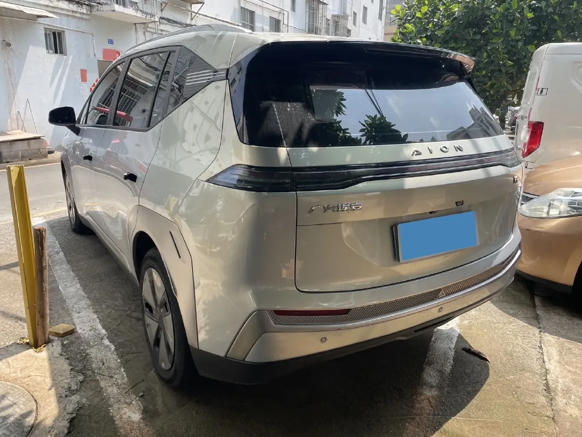 2023 GAC Trumpchi GS4 1.5T 177HP L4 6AT,autocango,china used car exporter,china ev exporter,chinese used car exporter,chinese used ev exporter