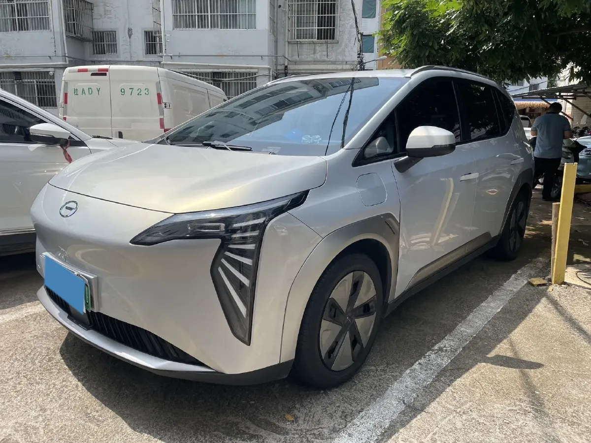 2023 GAC Trumpchi GS4 1.5T 177HP L4 6AT,autocango,china used car exporter,china ev exporter,chinese used car exporter,chinese used ev exporter