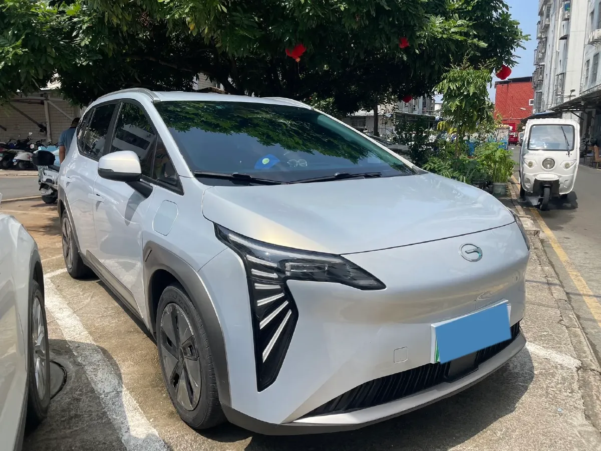 2023 GAC Trumpchi GS4 1.5T 177HP L4 6AT,autocango,china used car exporter,china ev exporter,chinese used car exporter,chinese used ev exporter