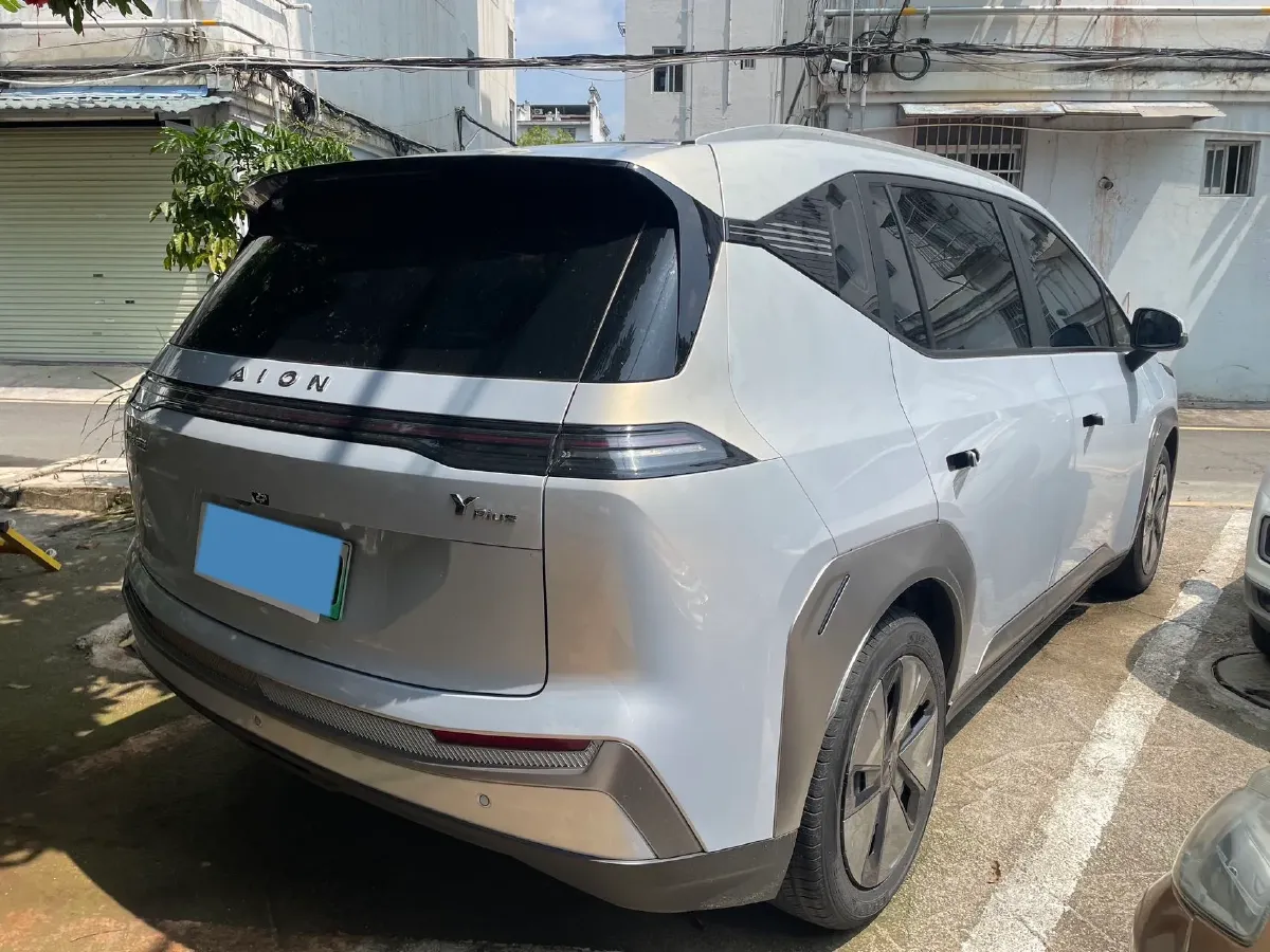 2023 GAC Trumpchi GS4 1.5T 177HP L4 6AT,autocango,china used car exporter,china ev exporter,chinese used car exporter,chinese used ev exporter