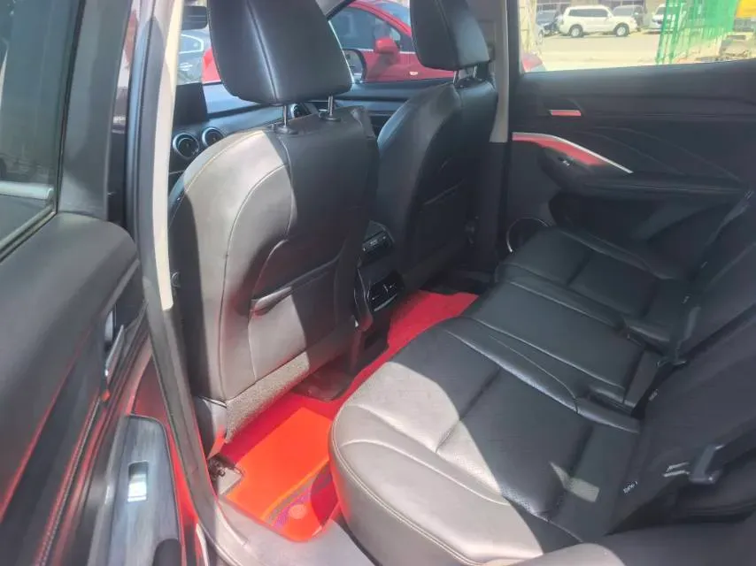 2020 WEY VV6 2.0T 227HP L4 7DCT,autocango,china used car exporter,china ev exporter,chinese used car exporter,chinese used ev exporter