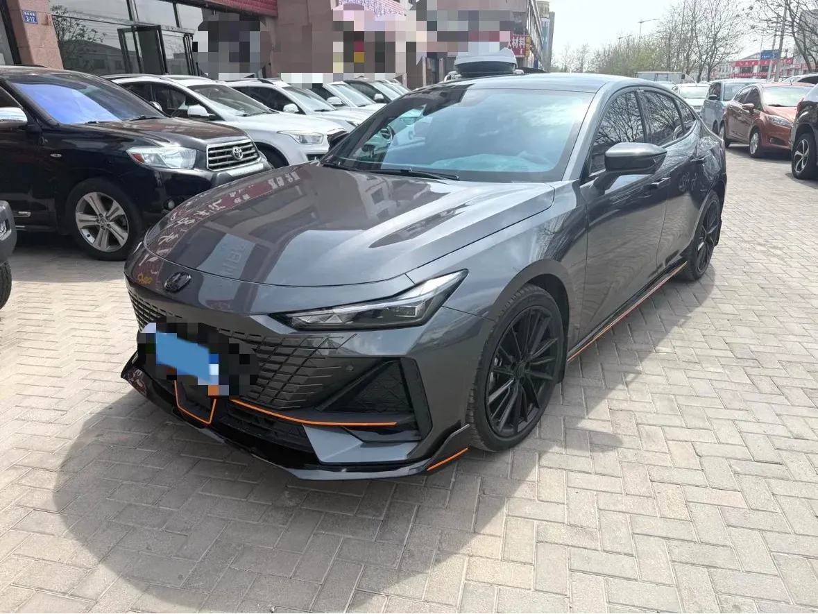 2023 ChangAn UNI-V 1.5T 188HP L4 7DCT,autocango,china used car exporter,china ev exporter,chinese used car exporter,chinese used ev exporter