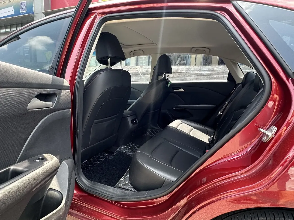 2022 Chevrolet Monza 1.0T 125HP L3 6DCT,autocango,china used car exporter,china ev exporter,chinese used car exporter,chinese used ev exporter