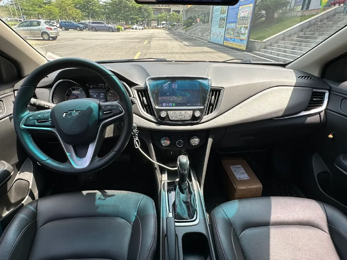 2022 Chevrolet Monza 1.0T 125HP L3 6DCT,autocango,china used car exporter,china ev exporter,chinese used car exporter,chinese used ev exporter