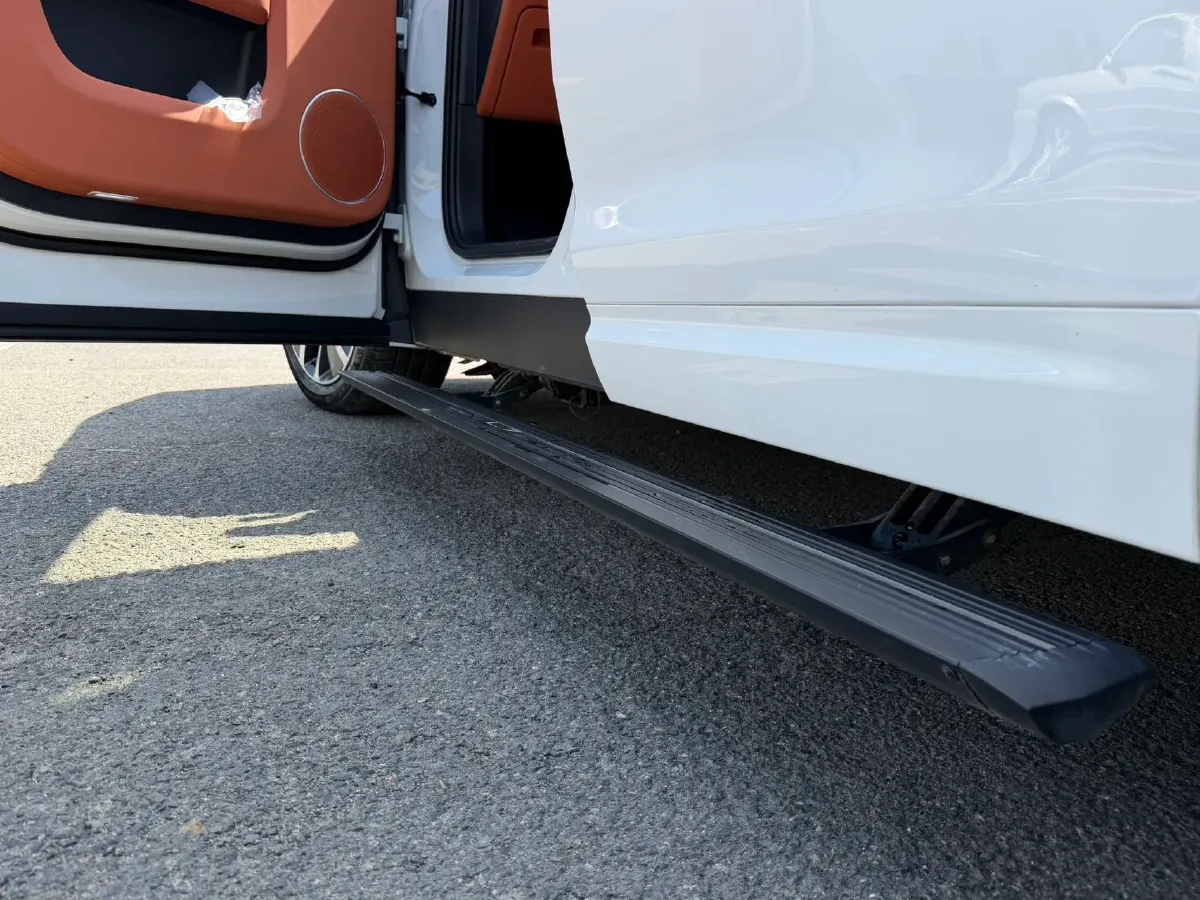 2024 Li L8 Range Extended 154HP REEV 42.8KWH,autocango,china used car exporter,china ev exporter,chinese used car exporter,chinese used ev exporter