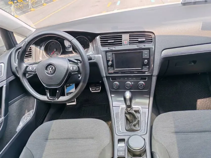 2018 Volkswagen Golf 1.4T 131HP L4 7DCT,autocango,china used car exporter,china ev exporter,chinese used car exporter,chinese used ev exporter