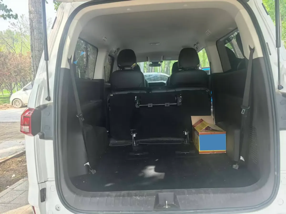 2023 BAW RuiSheng Trump M7 2.0L 144HP L4 8AT,autocango,china used car exporter,china ev exporter,chinese used car exporter,chinese used ev exporter