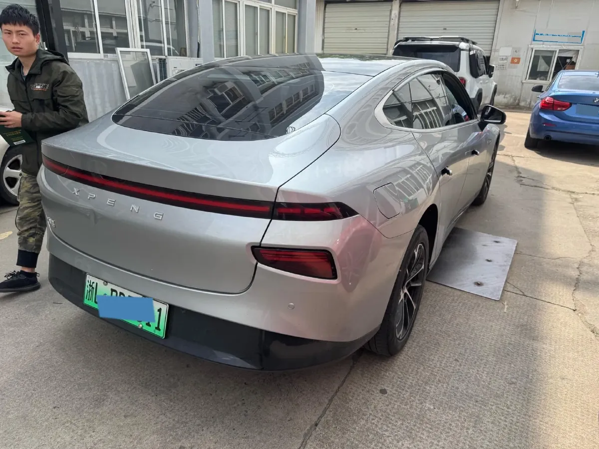 2022 DongFeng Forthing M7 2.0T 224HP L4 8AT,autocango,china used car exporter,china ev exporter,chinese used car exporter,chinese used ev exporter