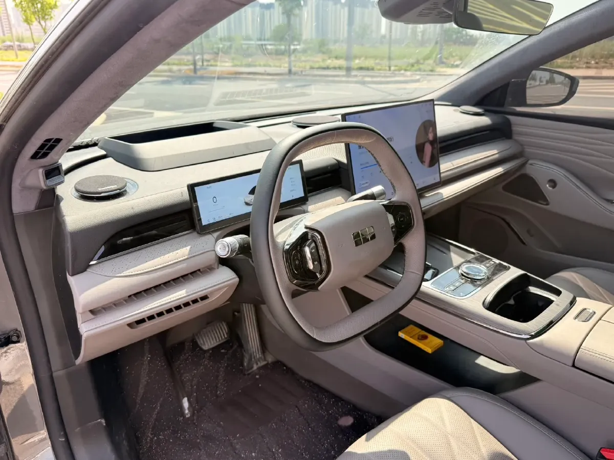 2025 Geely Galaxy Starshine 8 1.5L 112HP L4 1DHT PHEV,autocango,china used car exporter,china ev exporter,chinese used car exporter,chinese used ev exporter