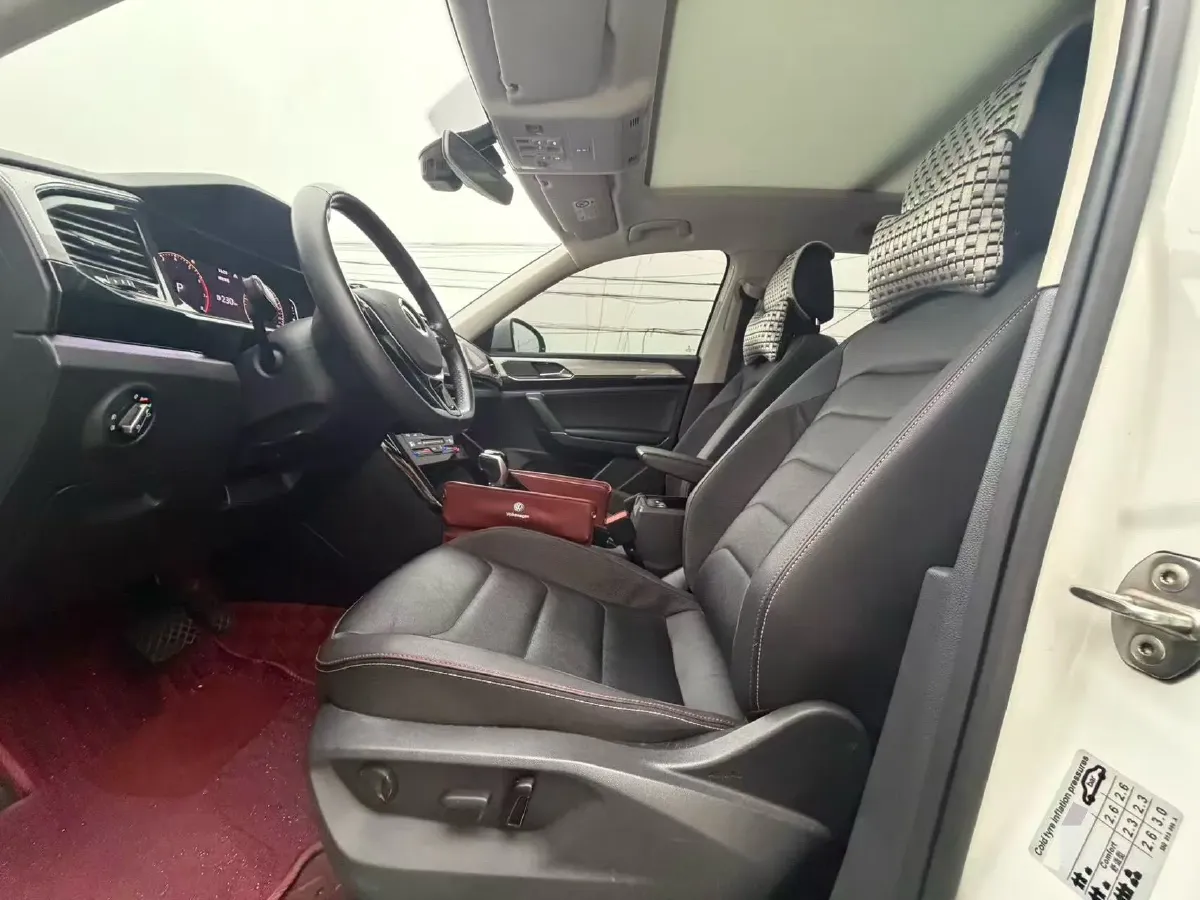 2022 Volkswagen Tayron 2.0T 186HP L4 7DCT,autocango,china used car exporter,china ev exporter,chinese used car exporter,chinese used ev exporter