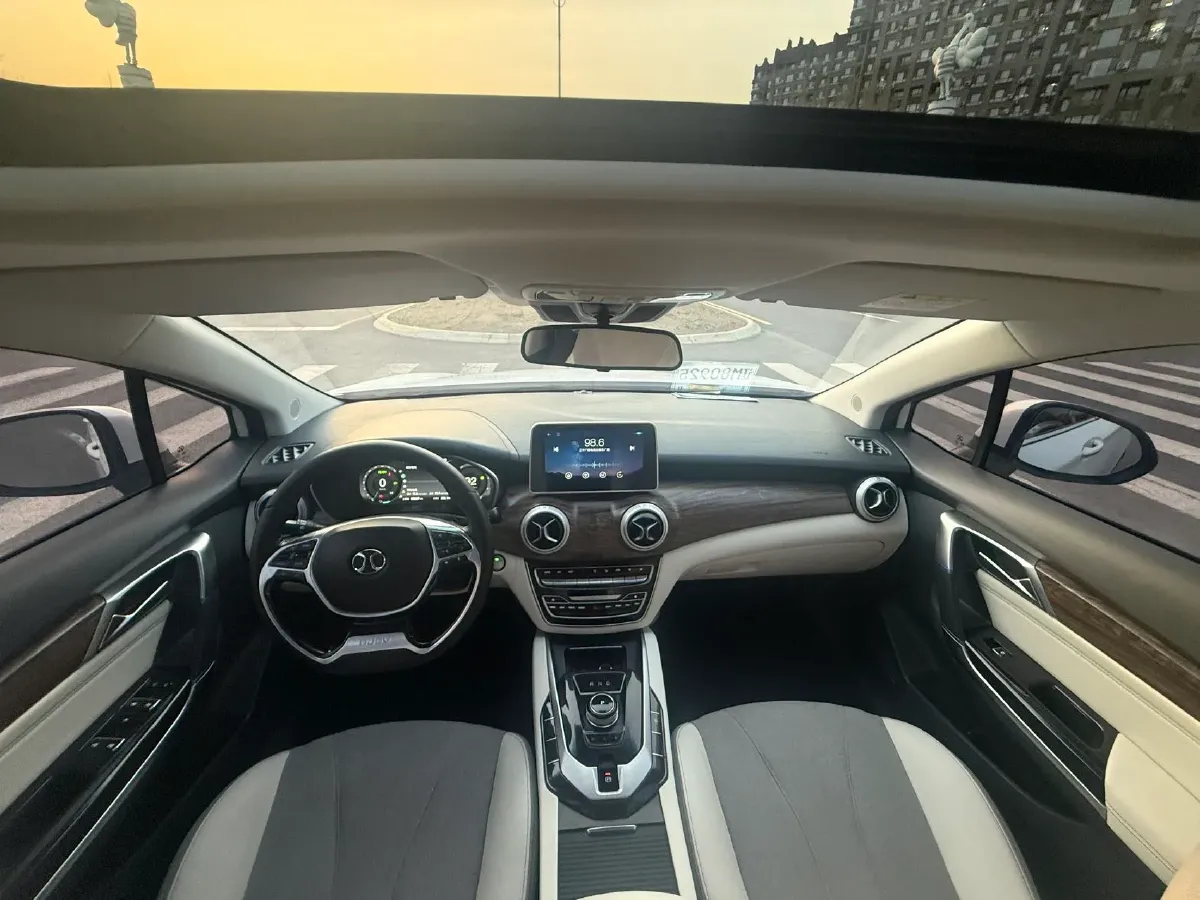 2018 BeiJing Auto EU5 BEV 53.66KWH,autocango,china used car exporter,china ev exporter,chinese used car exporter,chinese used ev exporter