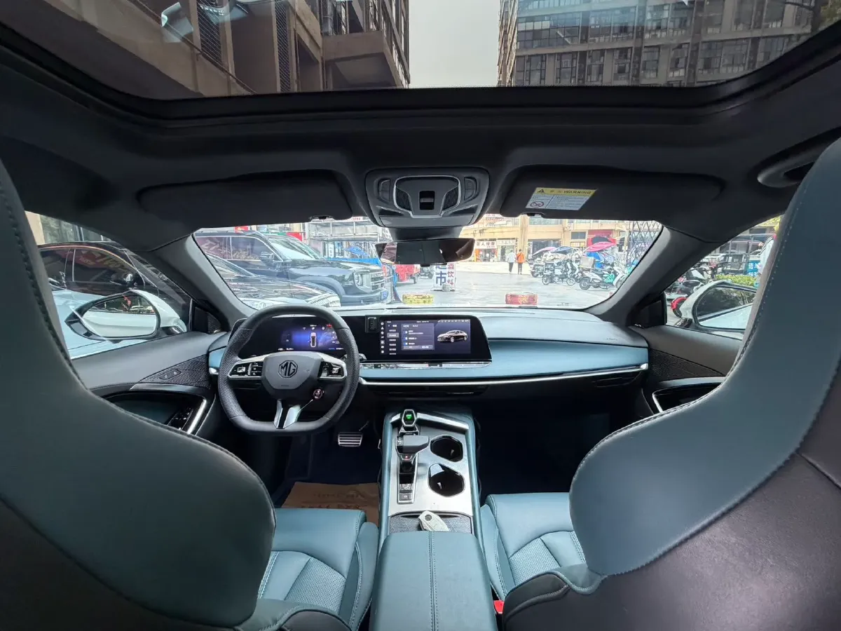 2023 MG 7 2.0T 261HP L4 9AT,autocango,china used car exporter,china ev exporter,chinese used car exporter,chinese used ev exporter