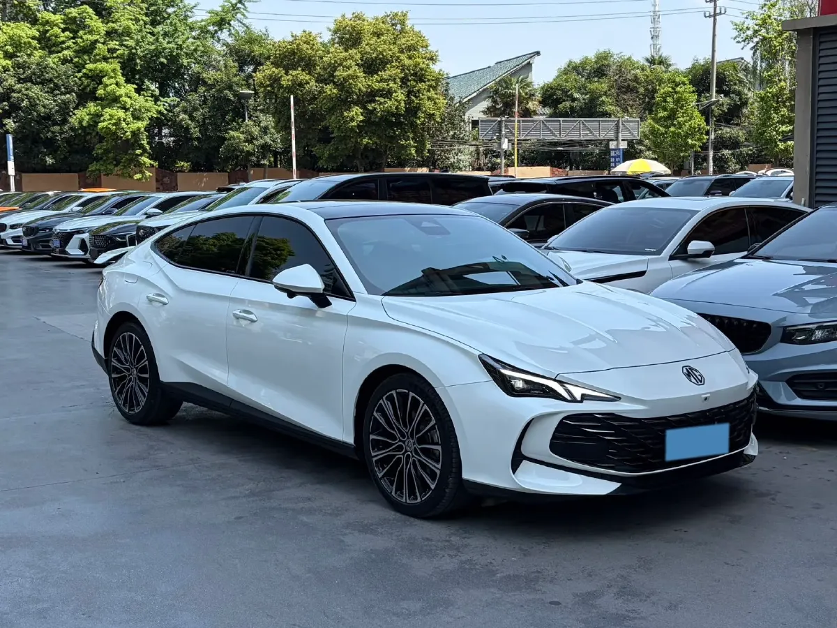 2023 MG 7 2.0T 261HP L4 9AT,autocango,china used car exporter,china ev exporter,chinese used car exporter,chinese used ev exporter