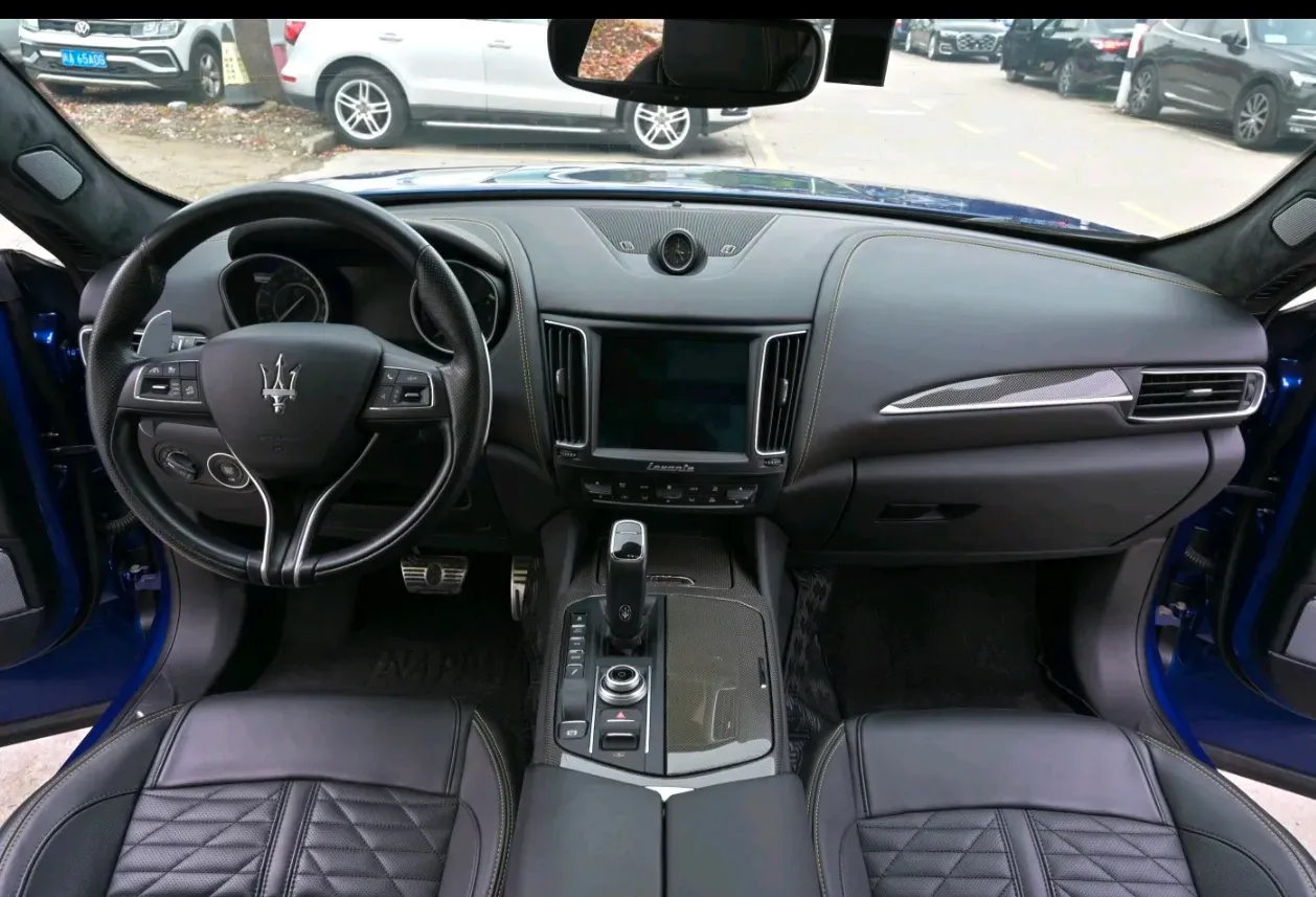 2019 Maserati Levante 3.8T 550HP V8 8AT,autocango,china used car exporter,china ev exporter,chinese used car exporter,chinese used ev exporter