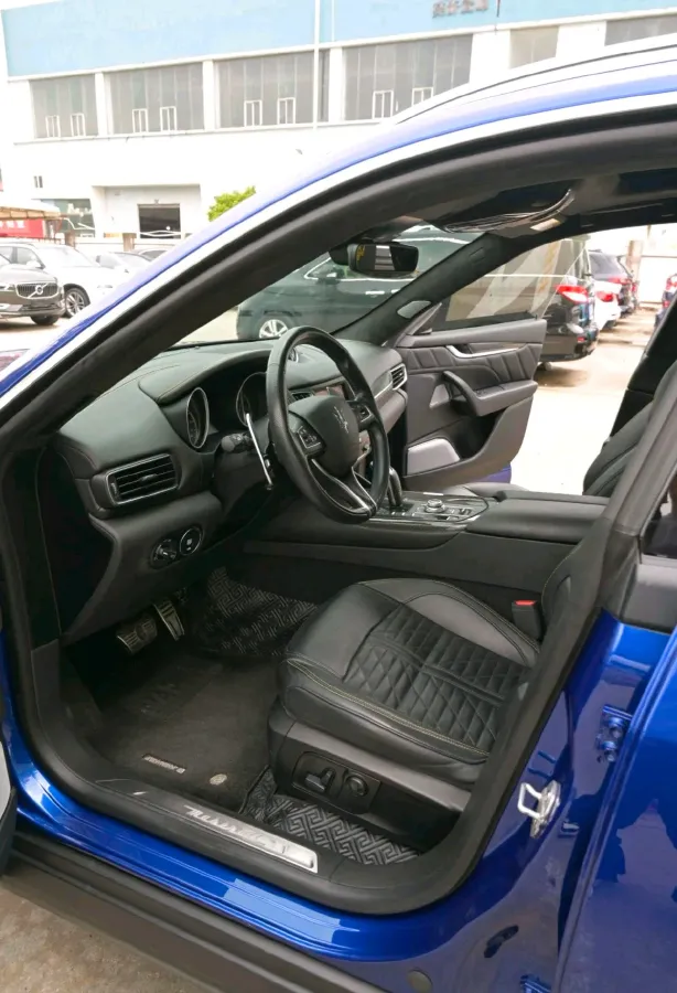 2019 Maserati Levante 3.8T 550HP V8 8AT,autocango,china used car exporter,china ev exporter,chinese used car exporter,chinese used ev exporter