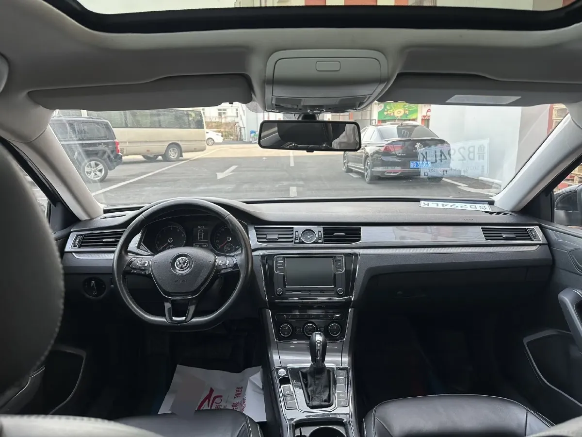 2017 Volkswagen Passat 1.4T 150HP L4 7DCT,autocango,china used car exporter,china ev exporter,chinese used car exporter,chinese used ev exporter