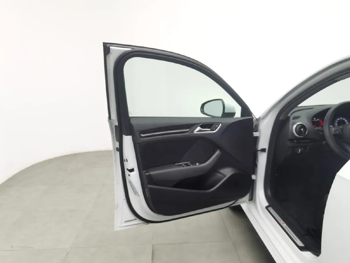 2020 Audi A3 1.4T 150HP L4 7DCT,autocango,china used car exporter,china ev exporter,chinese used car exporter,chinese used ev exporter